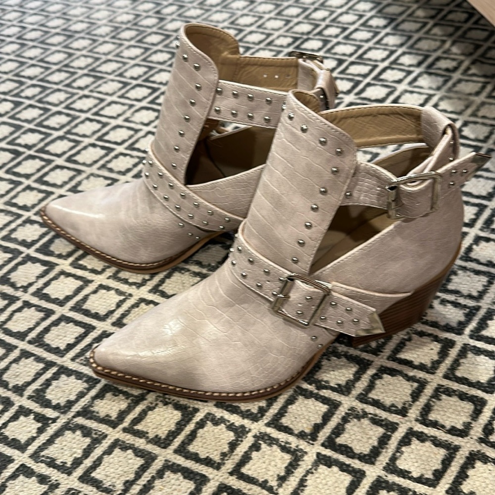 Women’s Emme Studded Ankle Boot